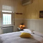 Ξενοδοχείο Moderno 2*