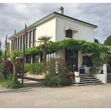 Hotel Moderno Tavagnacco